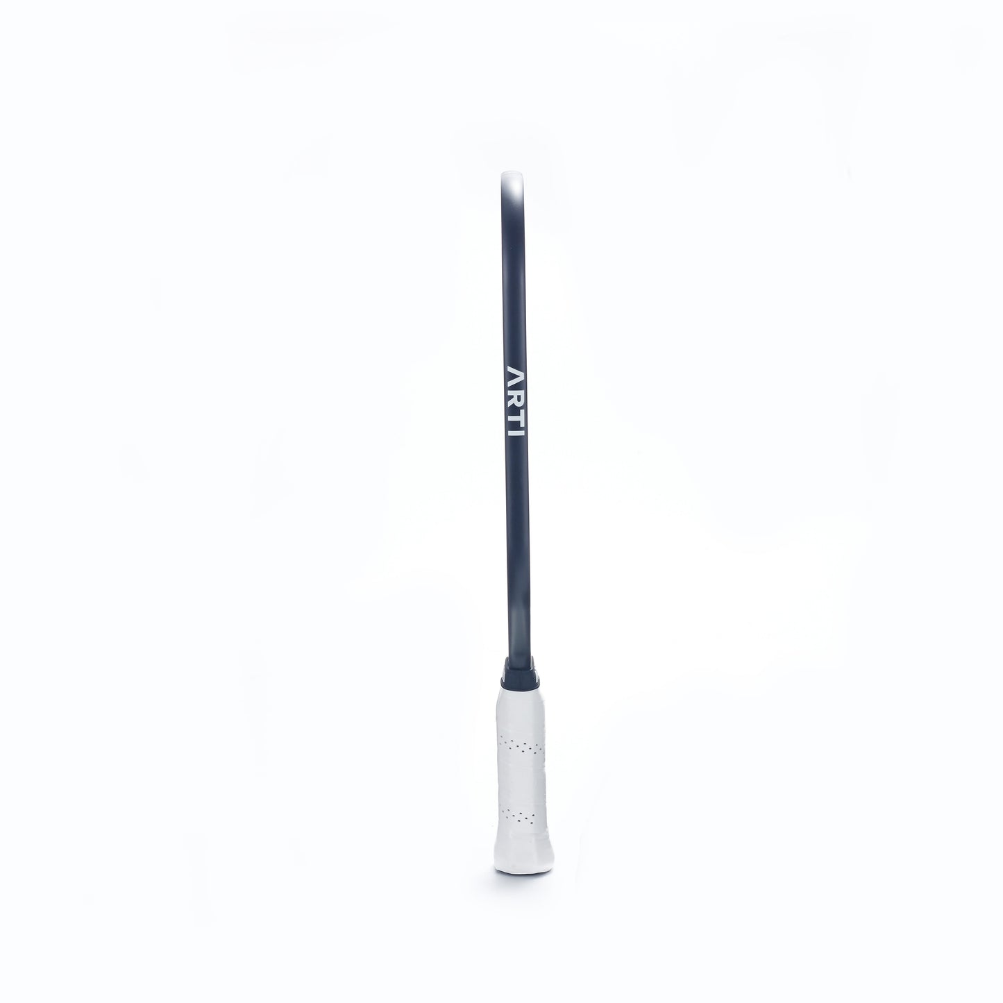 The ARTI Carbon Fiber "MASTERY ELITE 1.0" Paddle features a sleek design with a white grip and a black, slightly reflective T700 carbon fiber blade. “ARTI” is printed vertically in white, accentuating its modern look against a plain background.