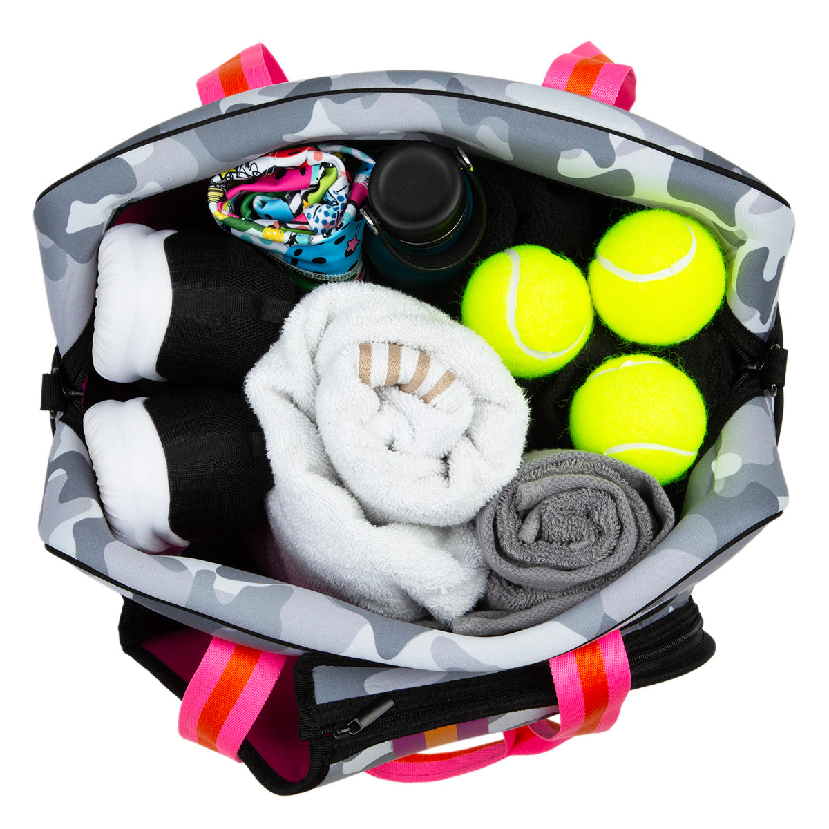 The Queen of the Court Hampton Tennis Bag is perfect for carrying your tennis balls and towels.