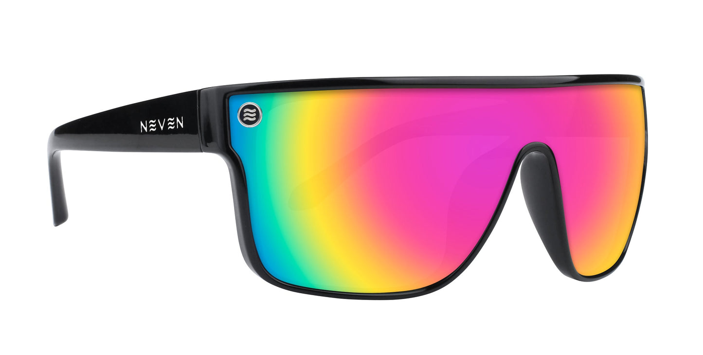The Noosa by Neven Eyewear features black frames and a single impact-resistant lens with a rainbow gradient. Enjoy UV400 protection, “NEVEN” on the left temple, and a circular logo on the lens.
